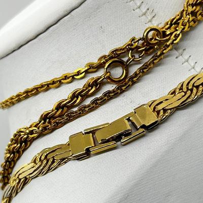 LOT 267J: Abolone Pendant Necklace with other Goldtone Necklaces Plus an 8.5" Sarah Coventry Chain Bracelet