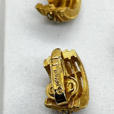 LOT 268J: Vintage Crown Trifari Goldtone Rhinestone Ribbon/Bow Brooch and Clip On Earrings