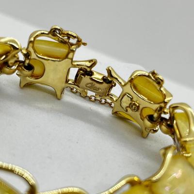 LOT 270J: Gorgeous Vintage CORO Lucite Confetti Bead Necklace and Bracelet - Circa 1940's - 1960's -Like New!