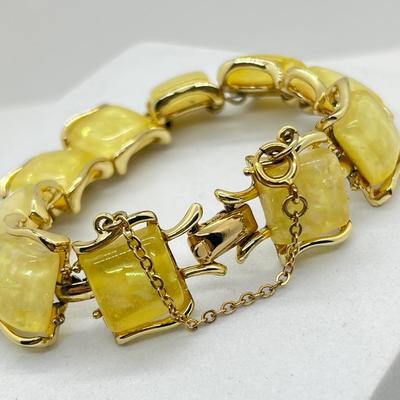 LOT 270J: Gorgeous Vintage CORO Lucite Confetti Bead Necklace and Bracelet - Circa 1940's - 1960's -Like New!
