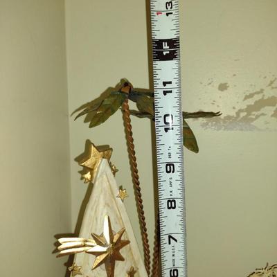 Collection of Nativity Scenes/Christmas Decor