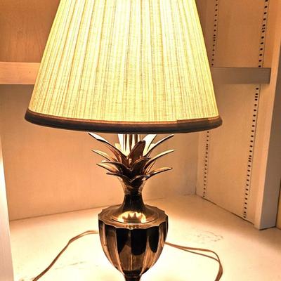 Vintage Hollywood Regency Brass Pineapple Lamp
