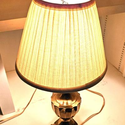 Vintage Hollywood Regency Brass Pineapple Lamp