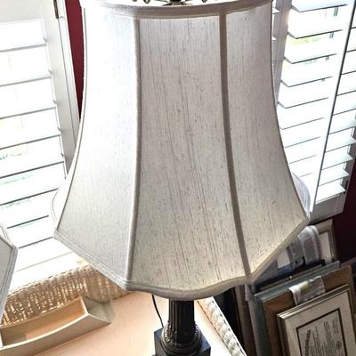 2 Vintage Table Lamps