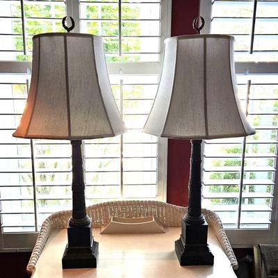 2 Vintage Table Lamps