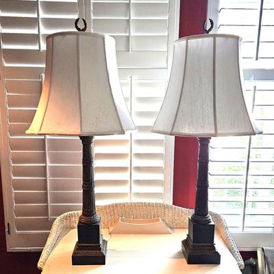 2 Vintage Table Lamps