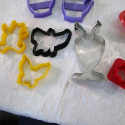 Cookie cutters, Pez dispensers, silicone teddy bear egg mold