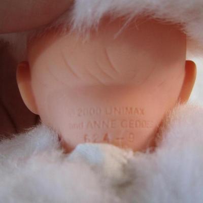 New in box Anne Geddes baby Santa