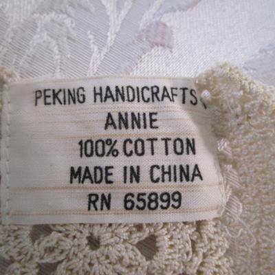 Crocheted lace collar