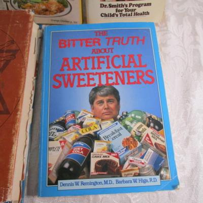 7 Health & fitness books & 1 pamphlet