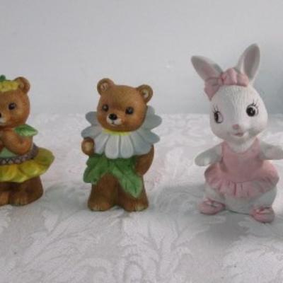 Vintage bears (3) & bunnies (2)