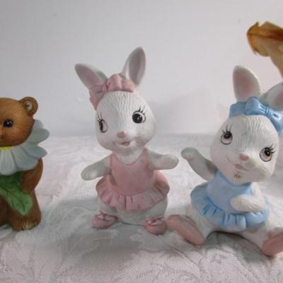 Vintage bears (3) & bunnies (2)