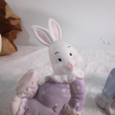 4 ceramic bunnies, 1 hand-painted ornament, 2 wooden shoes
