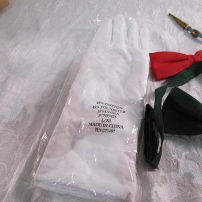 2 bowties, 2 epaulets, 1 pr. white gloves size L-XL