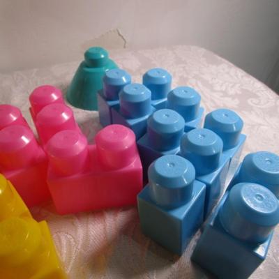 Set of 99 Mega Blocks