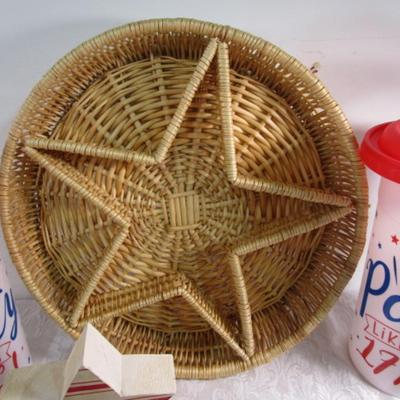 Mirrored sconce, 4 wooden fish, round star basket, wood star, July 4th cups