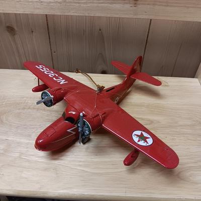 WINGS OF TEXACO DIE-CAST MODEL PLANE BANK