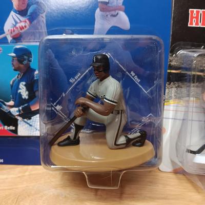 STARTING LINEUP BASEBALL FIGURES AND NHL HEADLINERS HOCKEY FIGURES