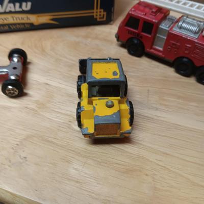 SUPERVALU 1931 HAWKEYE DIE-CAST TRUCK BANK PLUS TONKA RACE CAR AND FIRE TRUCK