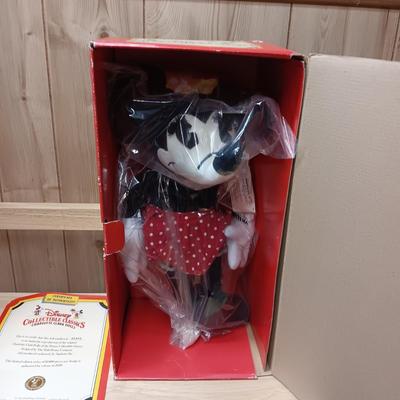 DISNEY COLLECTIBLE CLASSICS MICKEY MOUSE 1930 REPROD