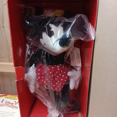 DISNEY COLLECTIBLE CLASSICS MICKEY MOUSE 1930 REPROD