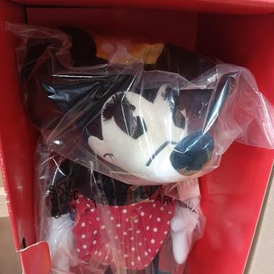 DISNEY COLLECTIBLE CLASSICS MICKEY MOUSE 1930 REPROD