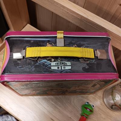1979 JIM HENSON'S MUPPET MOVIE LUNCH BOX PLUS 1981 MUPPETS GLASSES