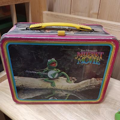 1979 JIM HENSON'S MUPPET MOVIE LUNCH BOX PLUS 1981 MUPPETS GLASSES