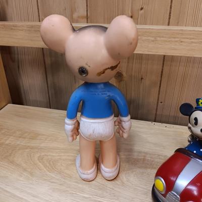 8" VINTAGE MICKEY MOUSE WITH MICKEY & MINNIE WIND UP TOY