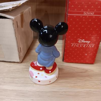 DISNEY MICKEY & MINNIE MOUSE CERAMIC FIGURINES, SNOW WHITE DWARFS SOAP DISH AND PEZ DISPENSERS
