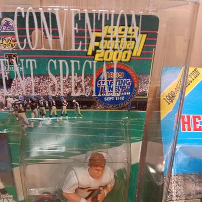 HEADLINERS FOOTBALL, BASKETBALL AND BASEBALL FIGURES PLUS LUBICK BOBBLEHEAD