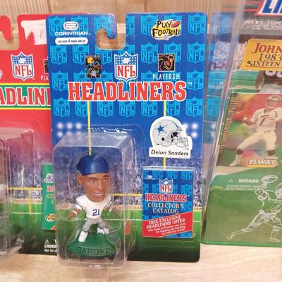 HEADLINERS FOOTBALL, BASKETBALL AND BASEBALL FIGURES PLUS LUBICK BOBBLEHEAD