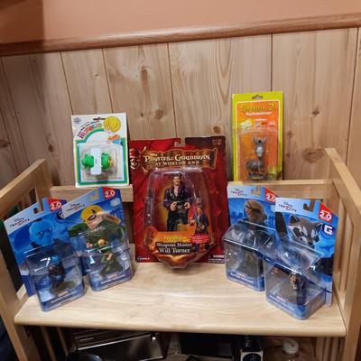 MOSTLY DISNEY COLLECTIBLE TOYS