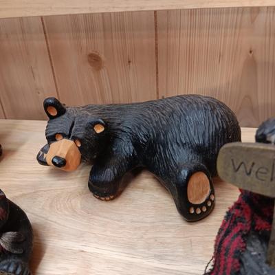 BEAR FOOTS AND OTHER DECORATIVE BEARS