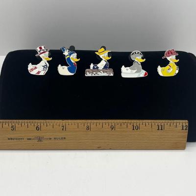 LOT 122J: Set of 2008 Donald Duck Disney Trading Pins