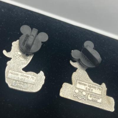 LOT 122J: Set of 2008 Donald Duck Disney Trading Pins