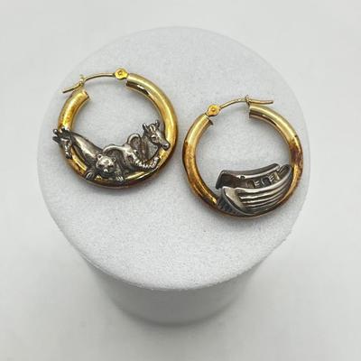 LOT 124J: 14K Yellow Gold and Sterling Silver Noah's Ark Hoop Earrings - 3.6 GTW
