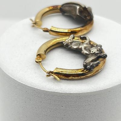 LOT 124J: 14K Yellow Gold and Sterling Silver Noah's Ark Hoop Earrings - 3.6 GTW