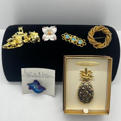 LOT 133J: Vintage Brooch/Pin Lot: Liz Claiborne, AJC, Museum of Fine Art and More!