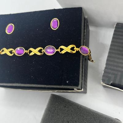 LOT 136J: Vintage Avon Collection: Necklace and Matching Earrings, Bracelet and Matching Earrings and More!