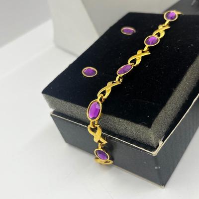 LOT 136J: Vintage Avon Collection: Necklace and Matching Earrings, Bracelet and Matching Earrings and More!