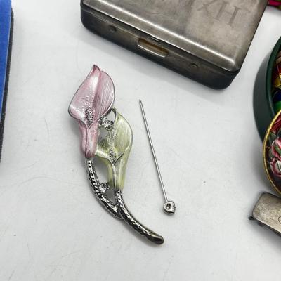 LOT 139J: Vintage Odds and Ends Collection: Silver Plated Box for Sweetener Packets, "Marilyn" Barette, Sewing Tin, Scissors...