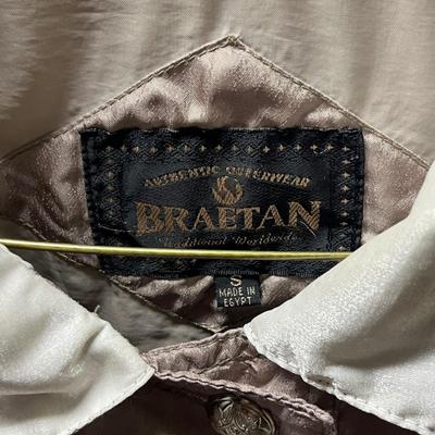 LOT 147: Vintage Women’s Lightweight Jackets