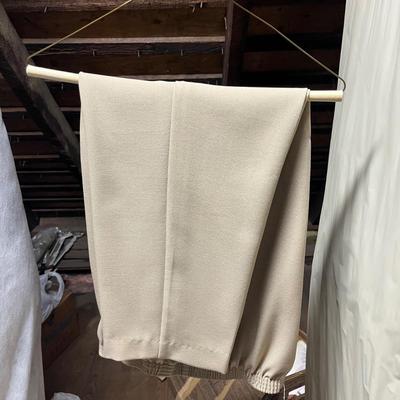 LOT 148: Vintage Women’s Alfred Dunner Petite Clothing