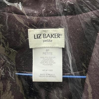 LOT 149: Collection of Vintage Women’s Clothing - Dresses, Suits and more!
