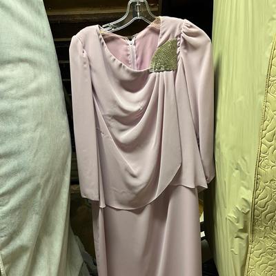 LOT 149: Collection of Vintage Women’s Clothing - Dresses, Suits and more!