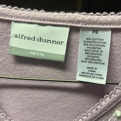 LOT 151: Vintage Alfred Dunner Petite Women’s Clothing