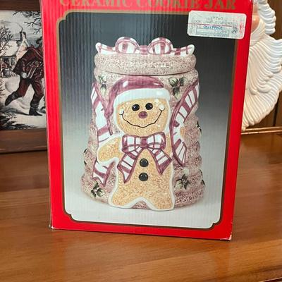 LOT 160: Vintage Christmas Decor