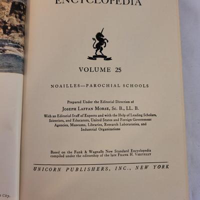 The New Funk and Wagnalls Encyclopedia Collection (SR-EL)