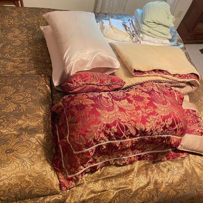 Down Topper, King Bedding by Lenox & More (BGB-SS)